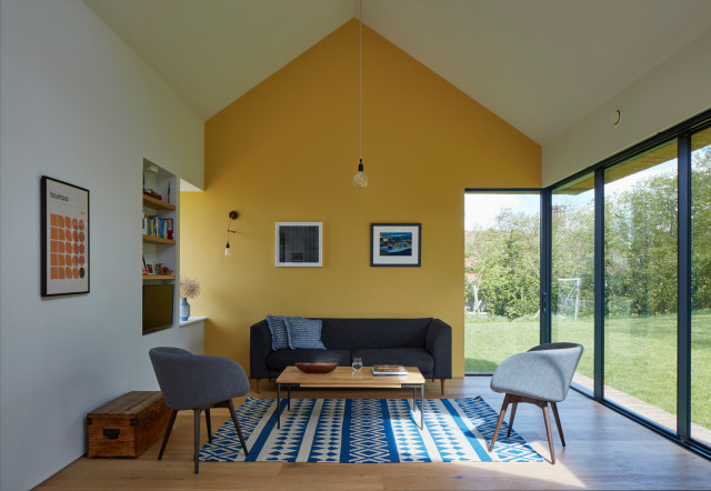 Loxley Stables contemporary-vardagsrum