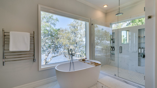Remodel in Niceville contemporaneo-cuarto-de-bano