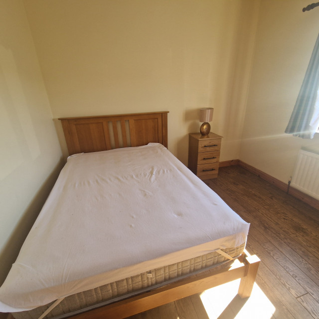 Before bedroom