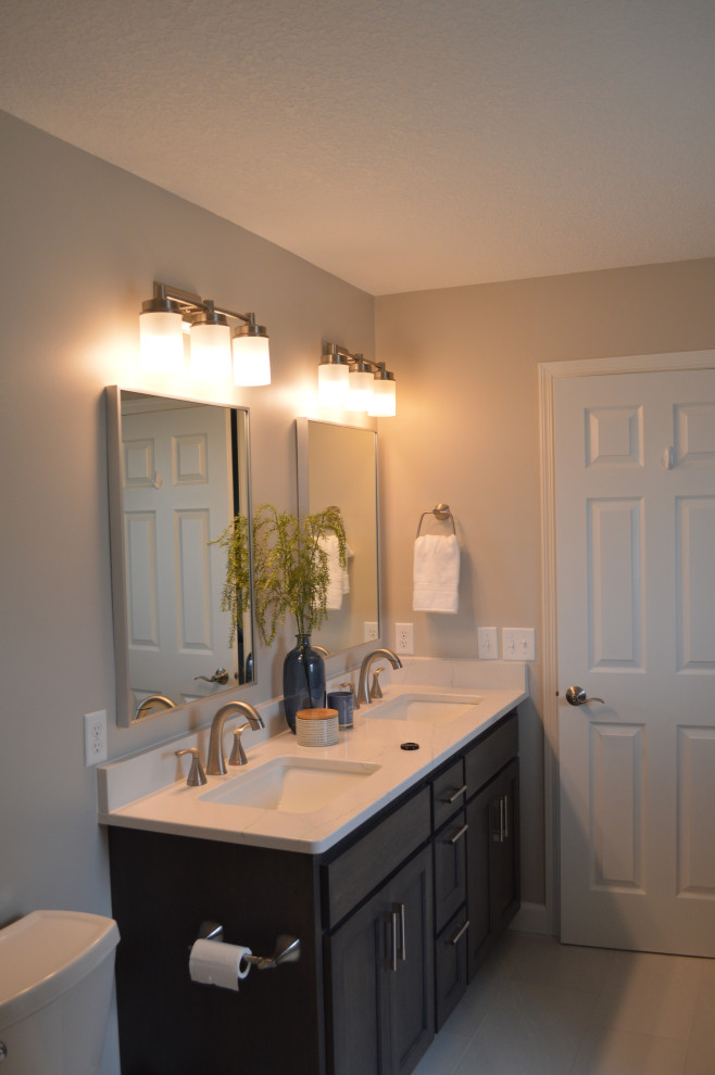 Gleason Farms Owner's Bath with Walk-in Shower