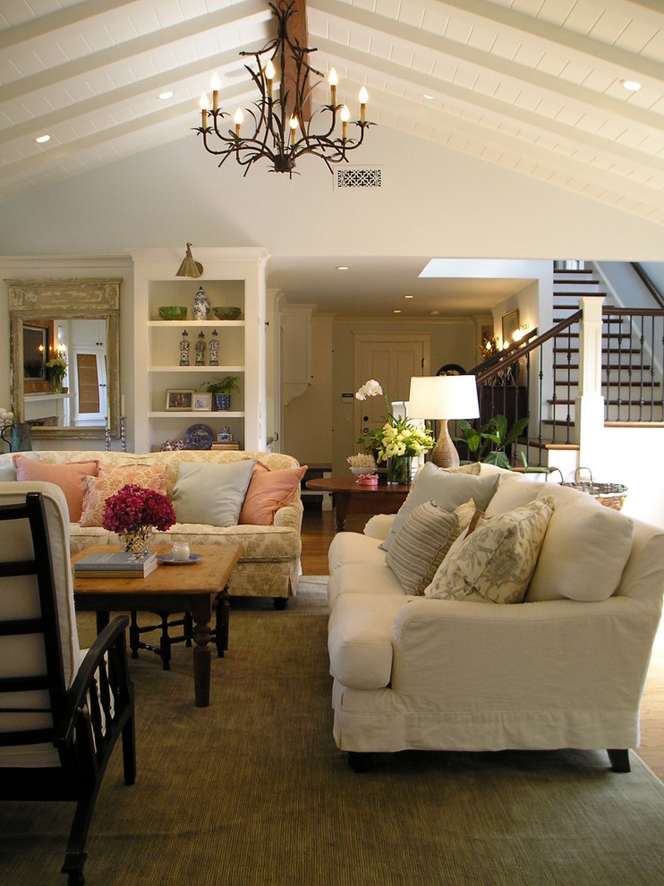 Casual Living Room - Traditional - Los Angeles - by Kim Woods | Houzz