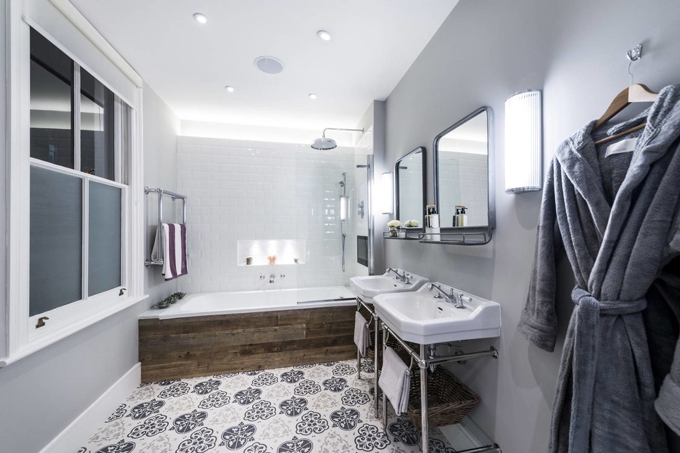 Photo of a large contemporary bathroom in London.