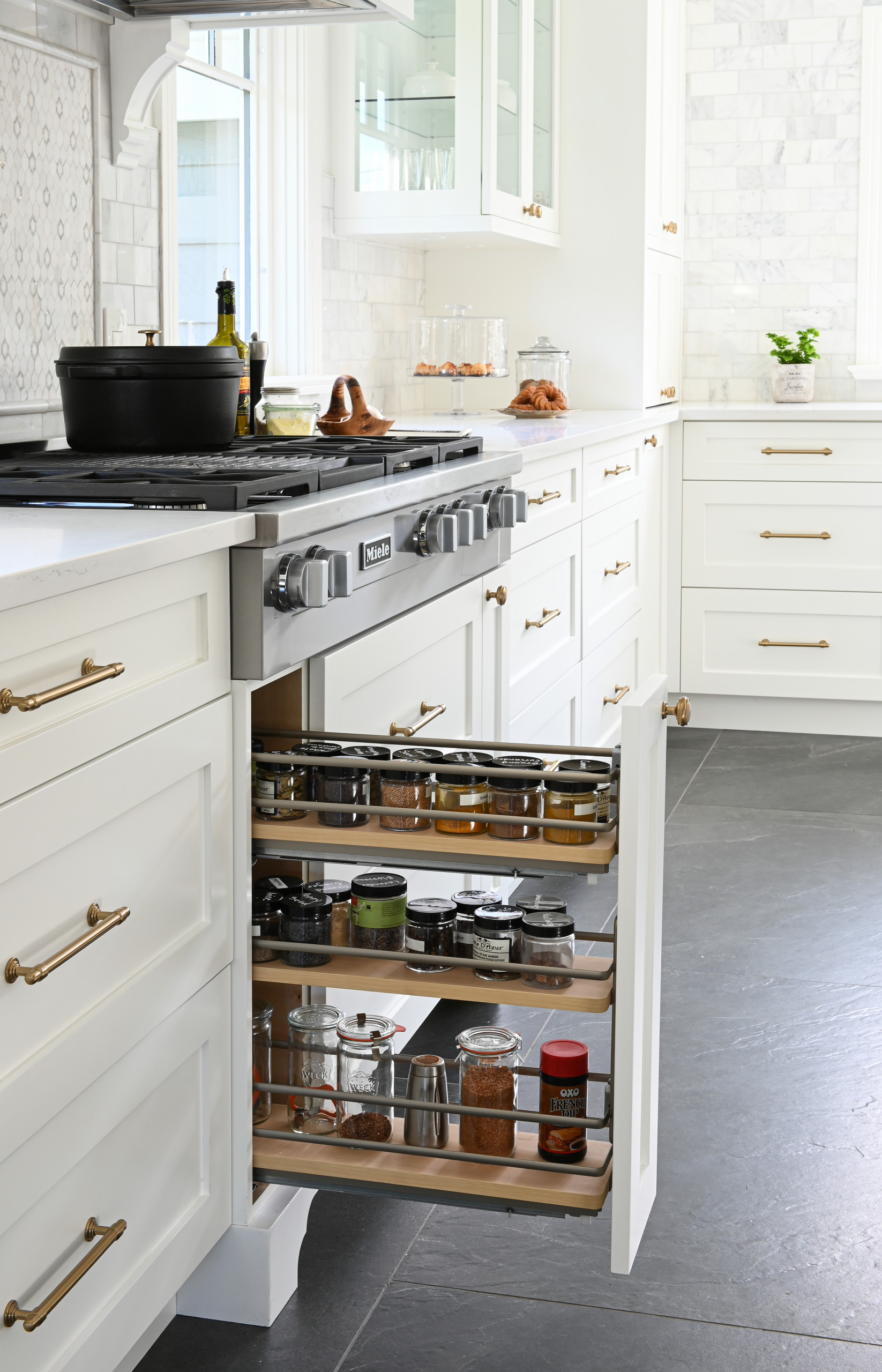 Oh My Divine Kitchen!