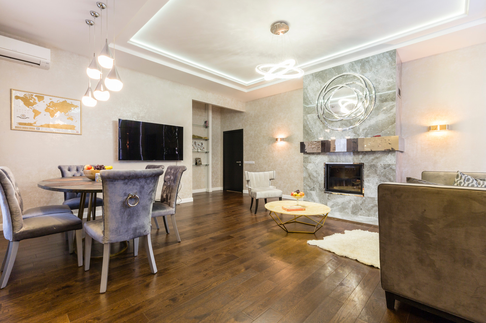 STYLISH LUX APARTMENT IN THE HEART OF THE CITY