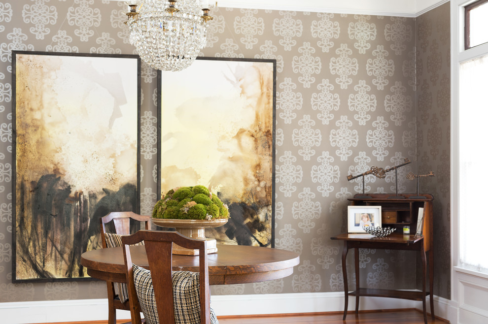 Transitional home design photo in Atlanta