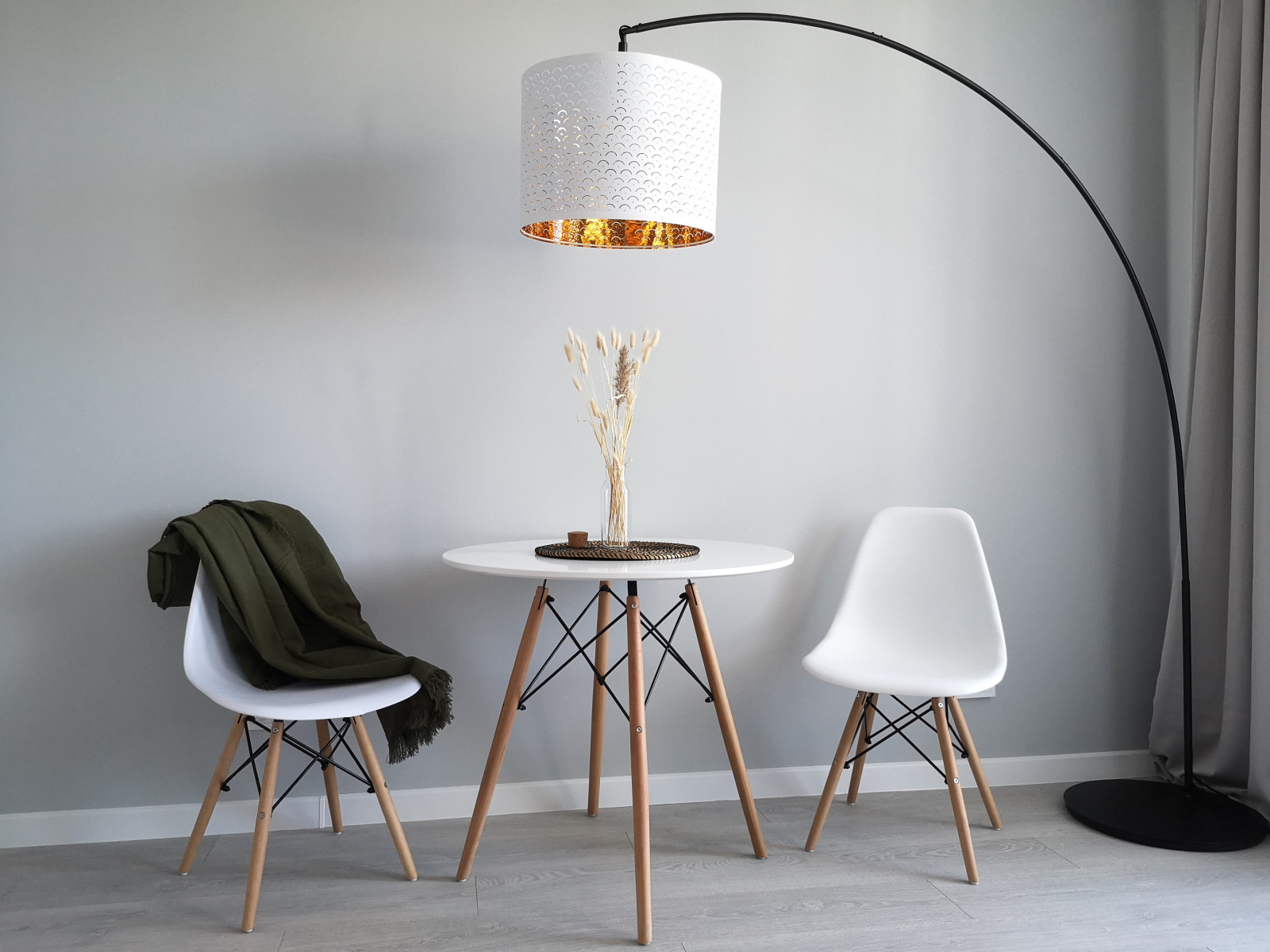 Подготовка к продаже студии с видом на Неву