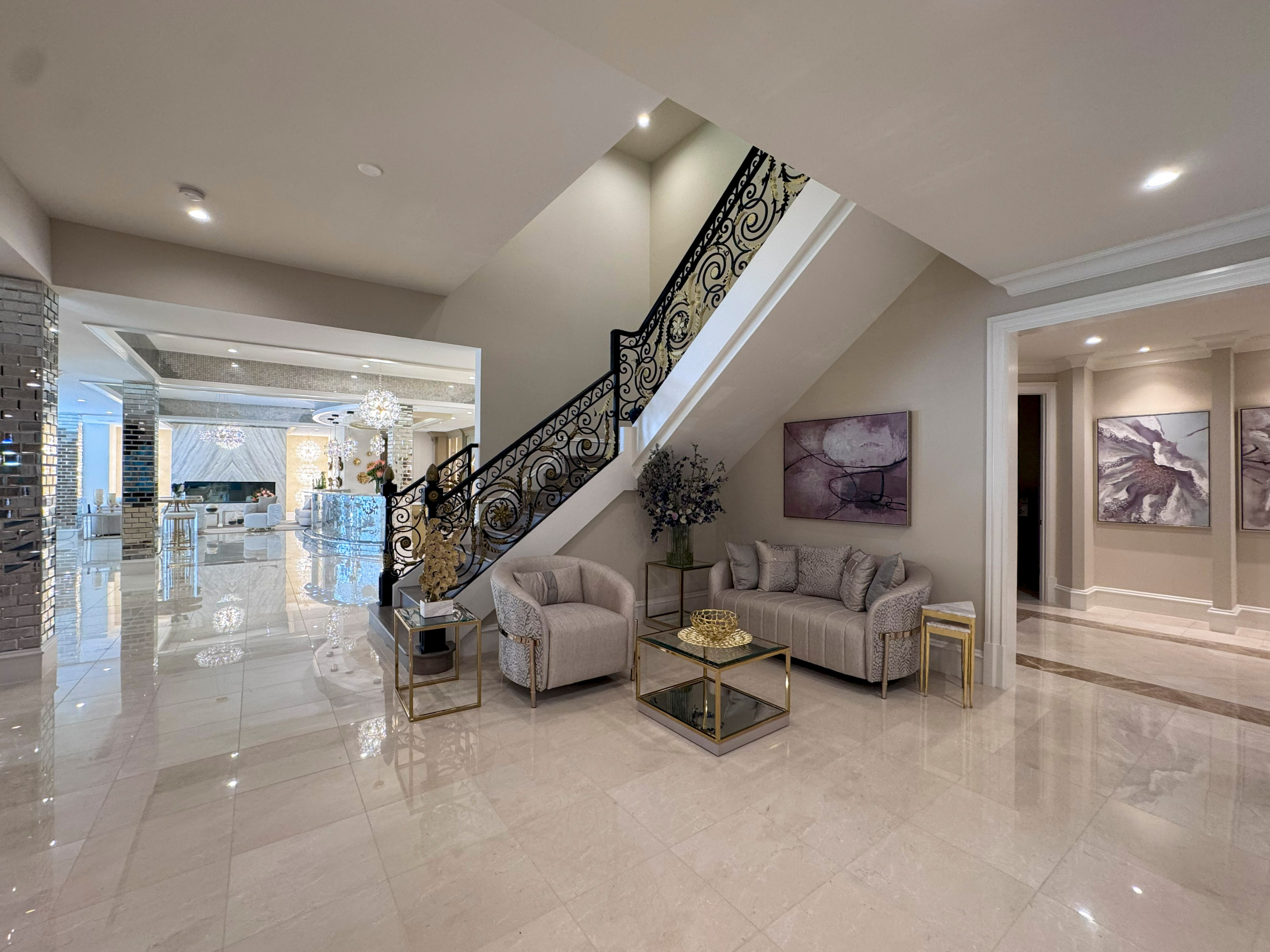 135_Vibrant Staircase with Touch of Historic Grandeur, Great Falls, VA 22066