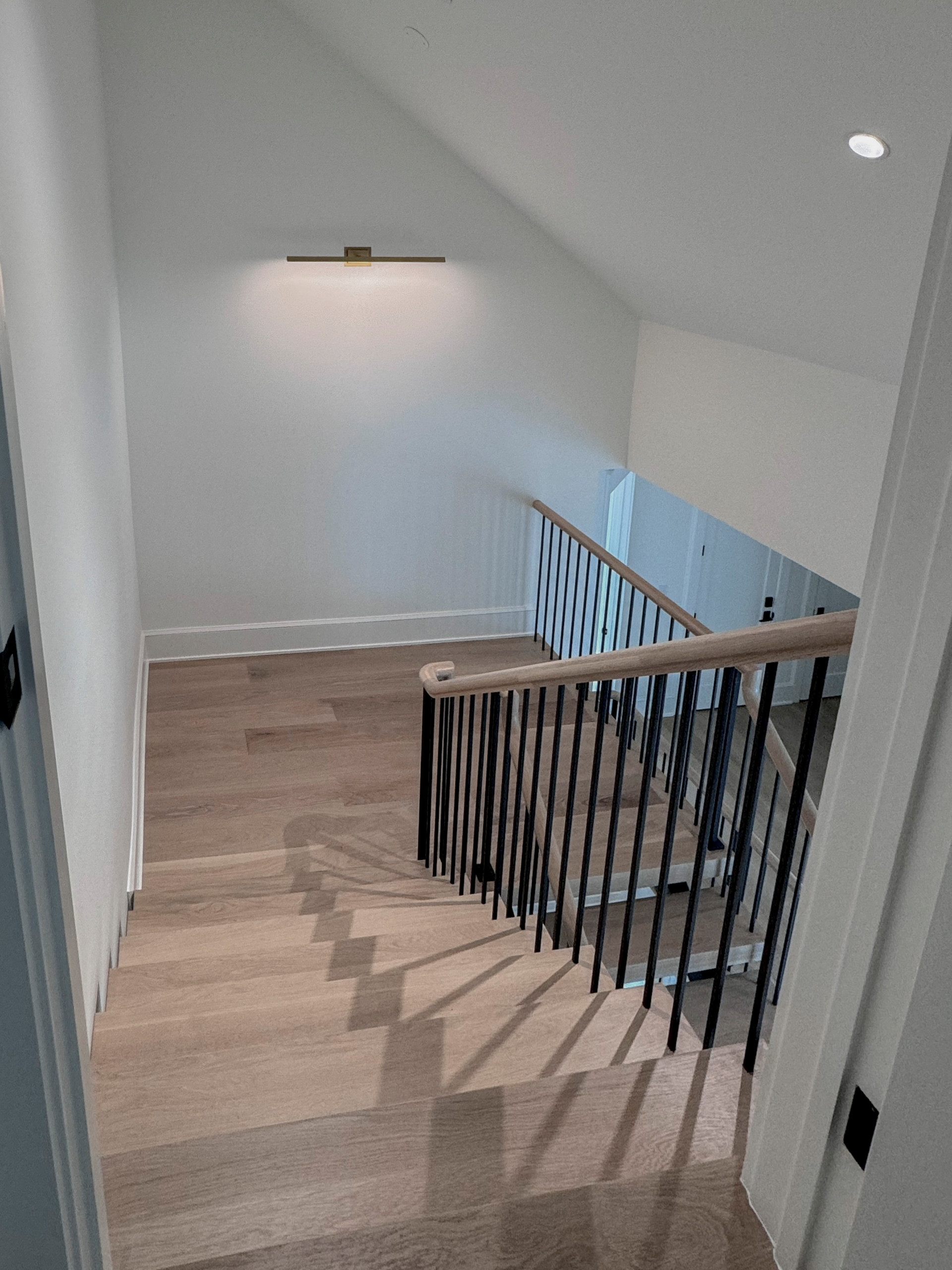 122_Modern Steel & Wood Floating Staircase, Arlington VA 22207