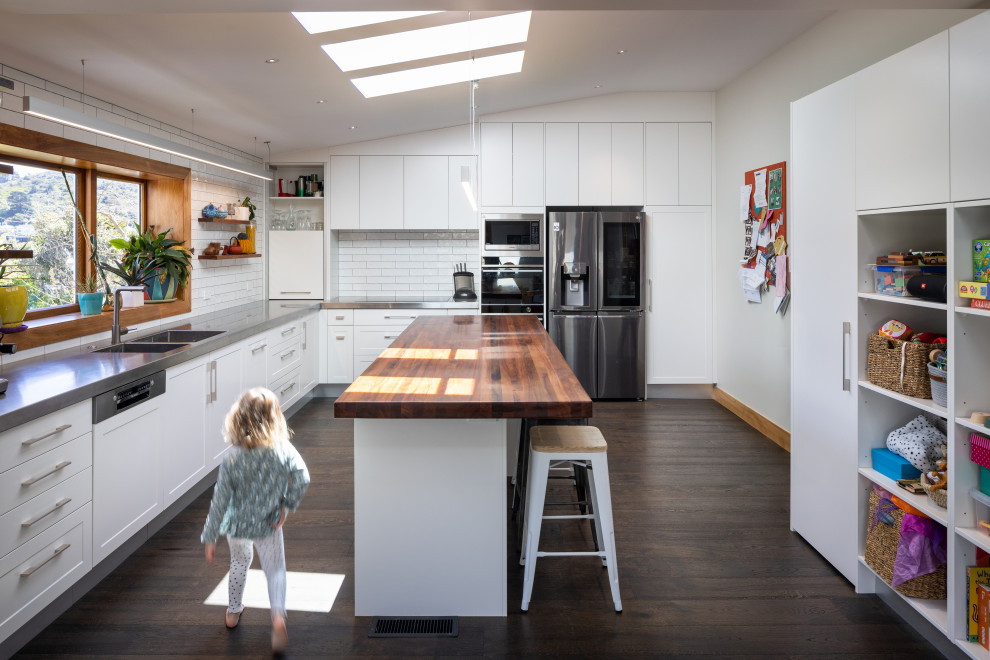 Karori House bed/ bath/entrance