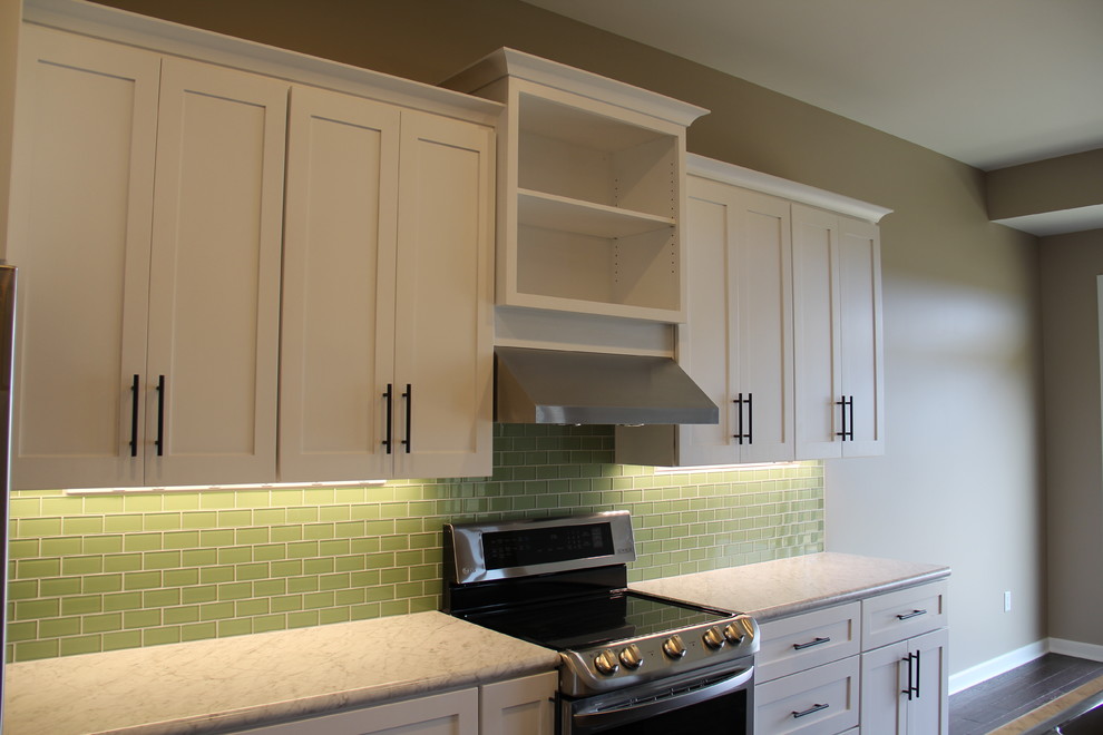 Inspiration for a transitional kitchen remodel in Columbus