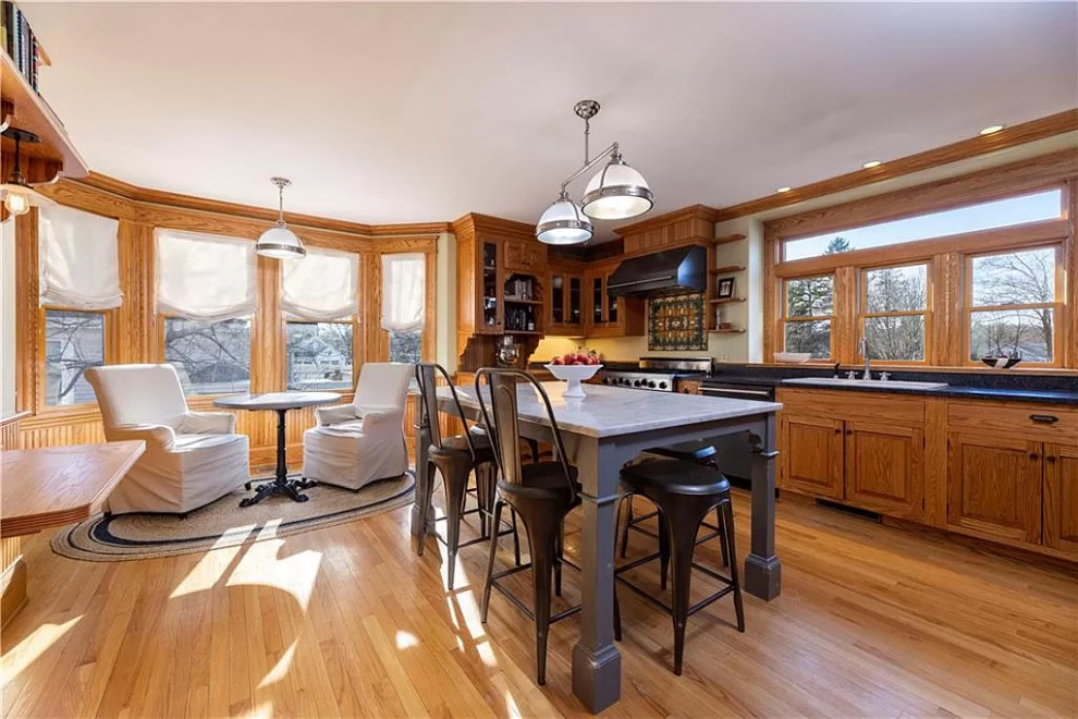 Victorian - Westerly, RI