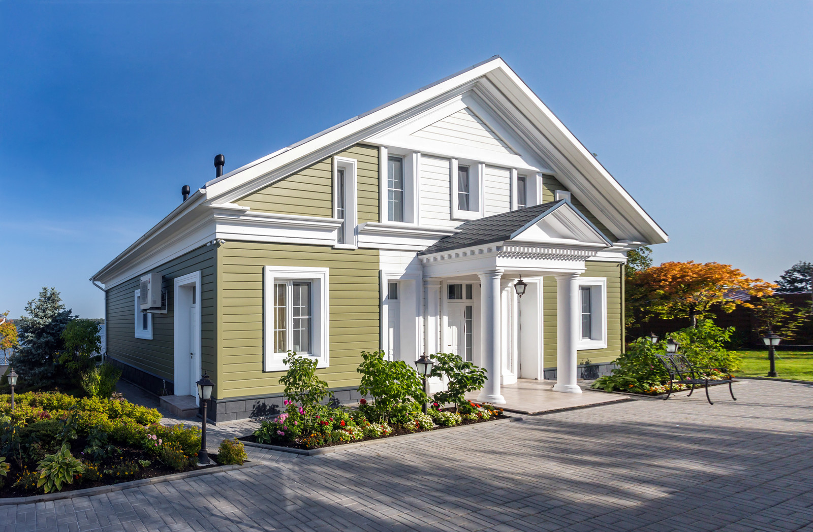 Коттедж у моря