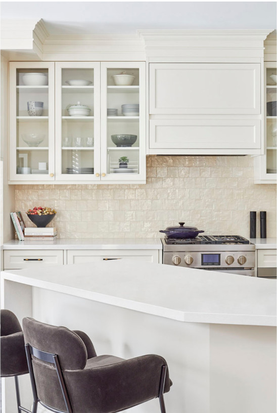 Example of a transitional kitchen design in Toronto