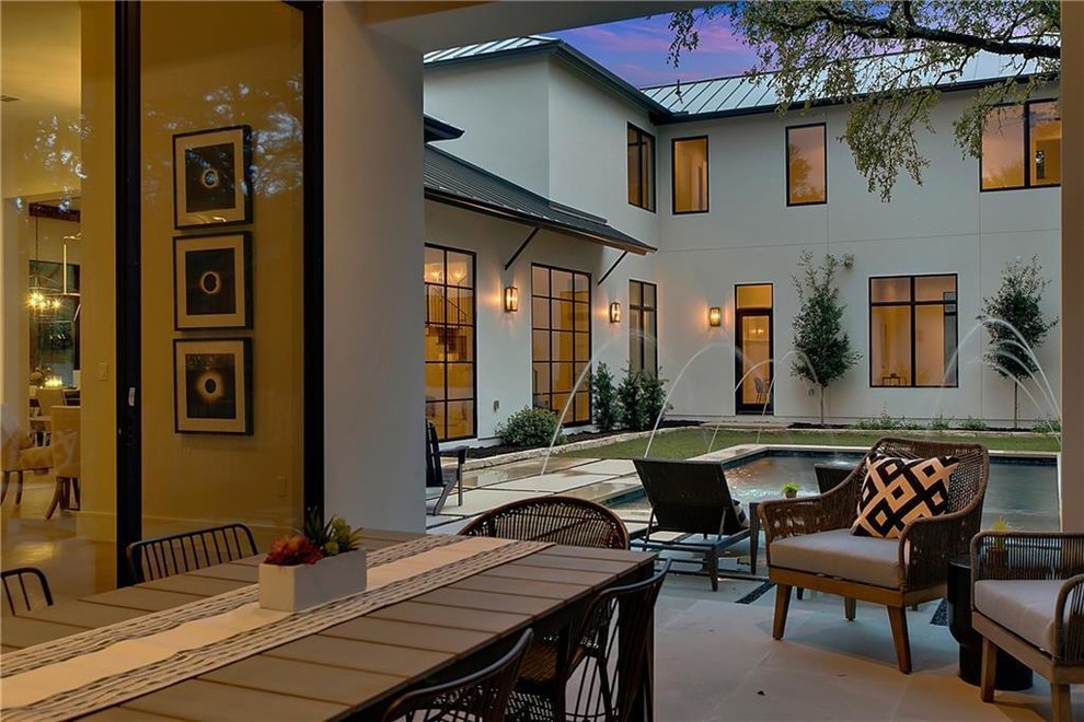 Home design - transitional home design idea in Austin