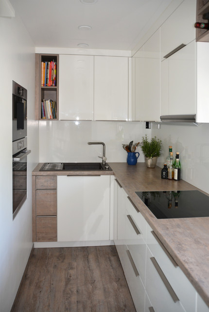 Küche in L-Form mit Acrylglasfront - Modern - Küche - Nürnberg - von herpich & rudorf GmbH + Co. KG