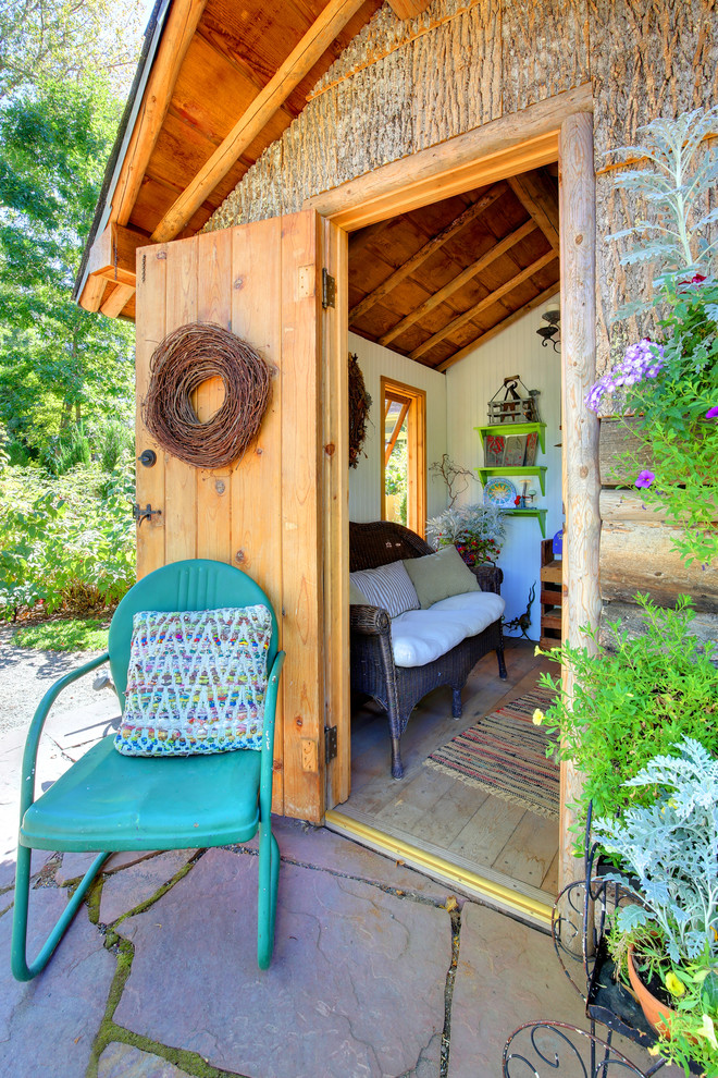Design ideas for a small country detached garden shed in Denver.