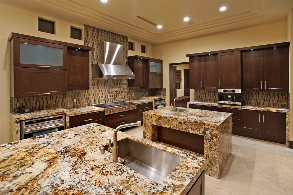 Inspiration for a contemporary kitchen in Las Vegas.