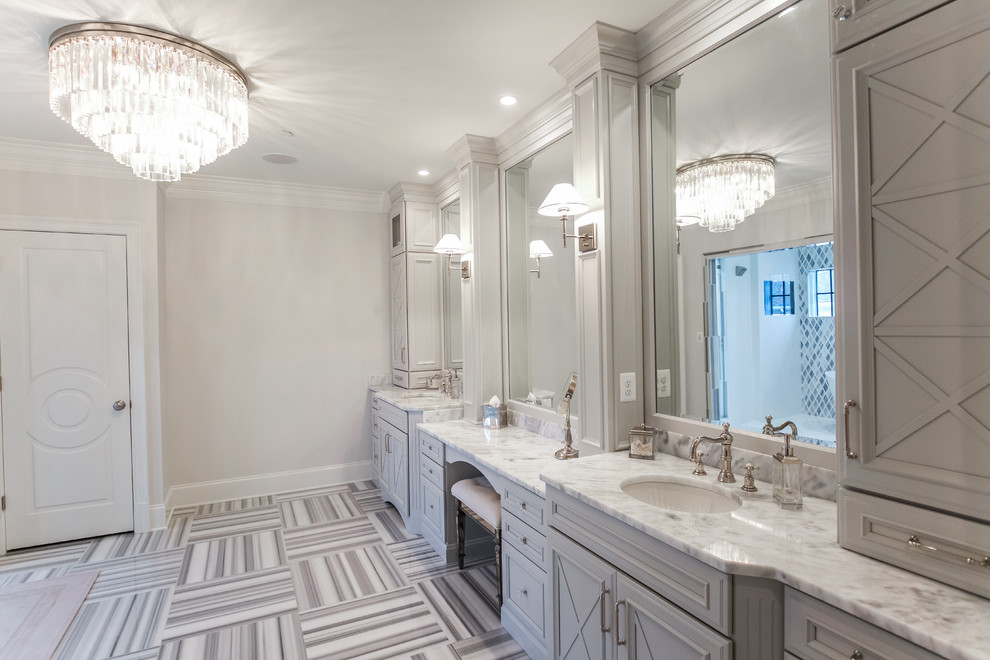 Example of a transitional home design design in DC Metro