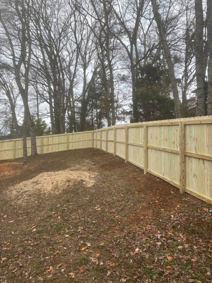 Custom Privacy Fence Installation