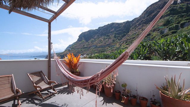 vivienda bioclimatica  en la costa Tenerife coastal-deck