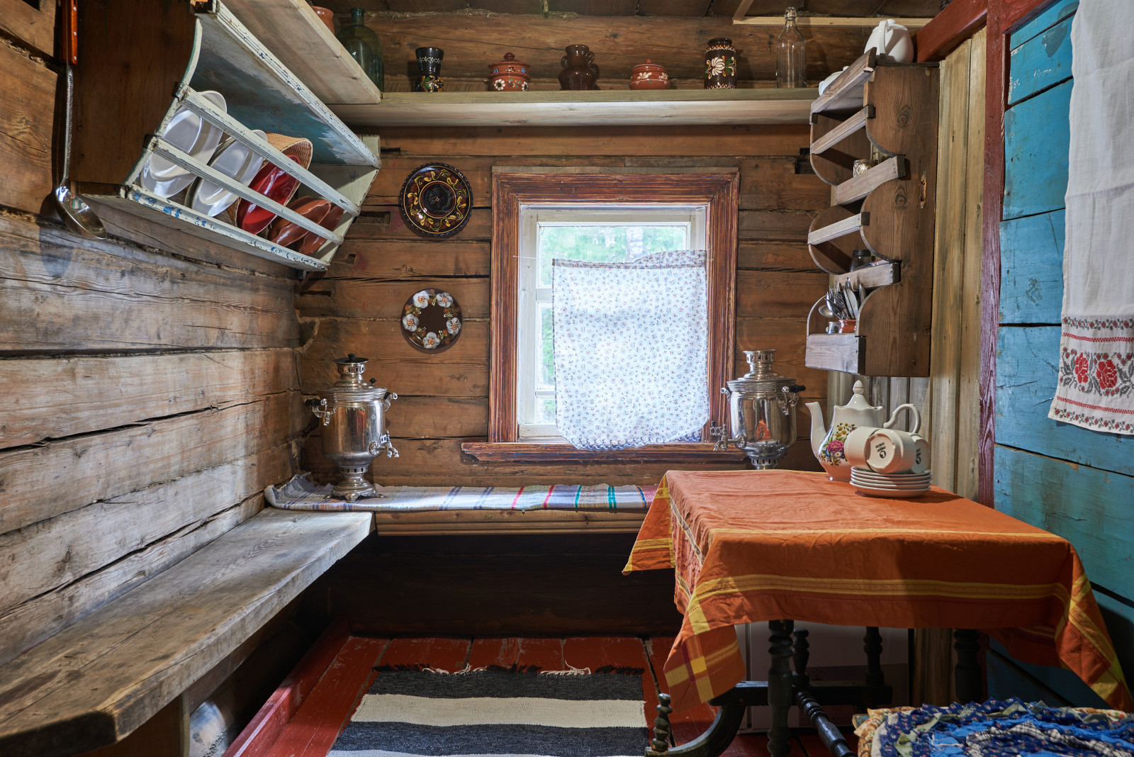 Деревня  Мандроги