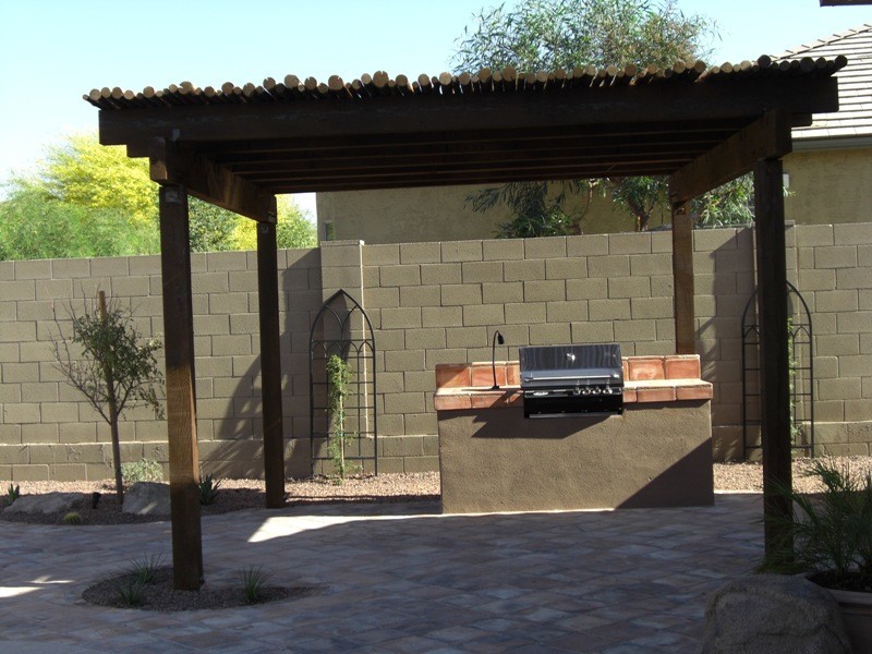 Transitional patio photo in Phoenix