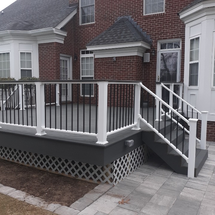 EXTERIOR NEW PORCH