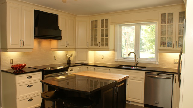Kitchen cabinets traditional-kitchen