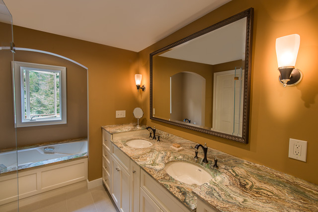 Gorgeous Master Bathroom contemporary-badrum