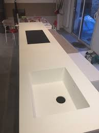 Création en Corian, Résine minérale, Pierre acrylique