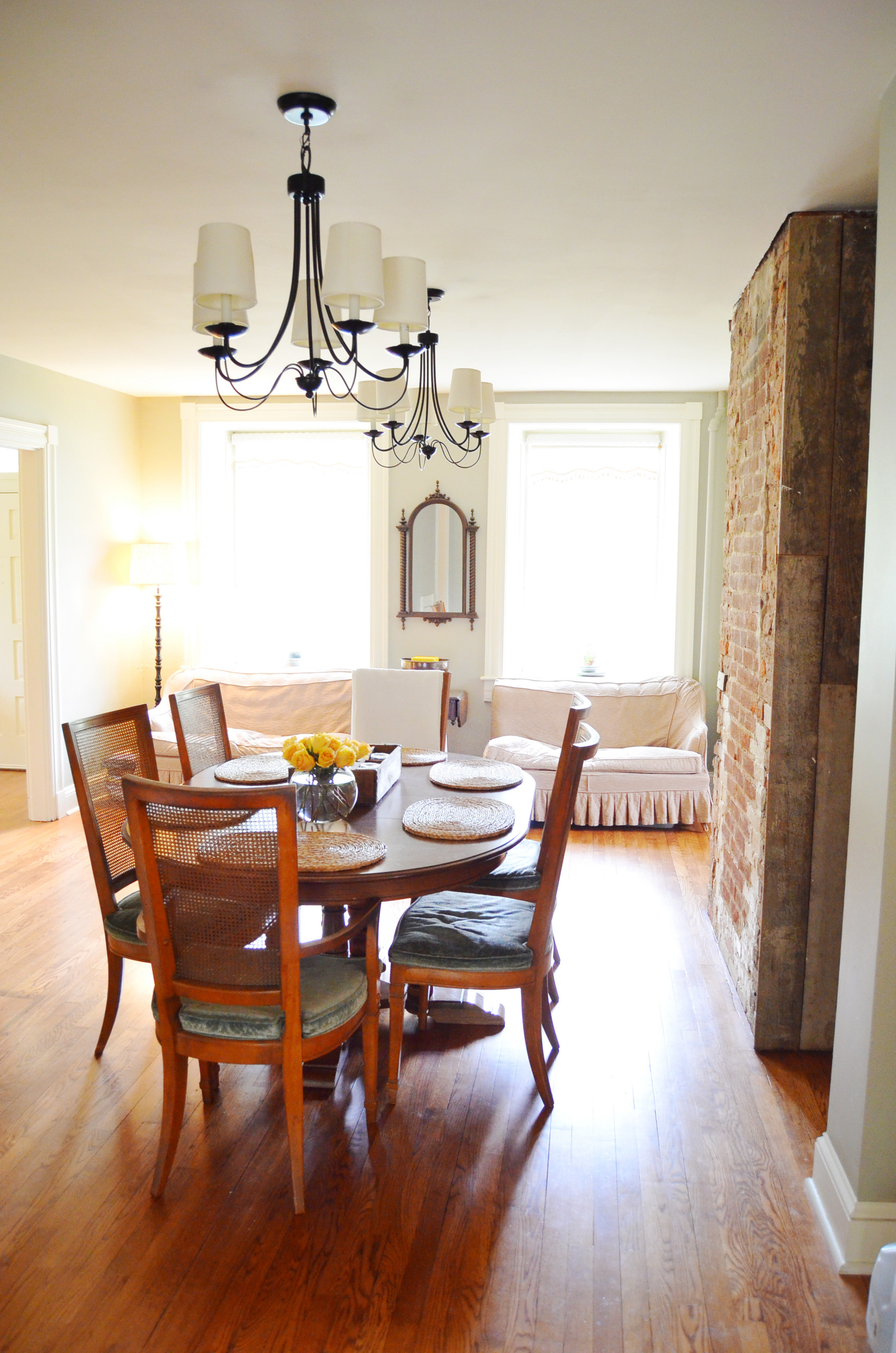 Houzz Tour: Historic Fieldstone Home in Pennsylvania