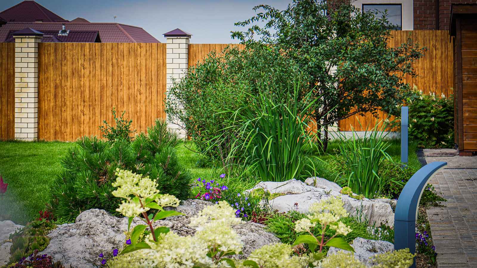 Мощение и озеленение