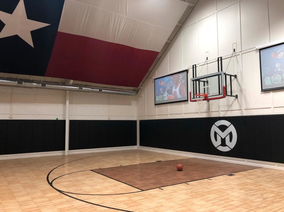 Photo of a large indoor sport court in Houston with vinyl floors.