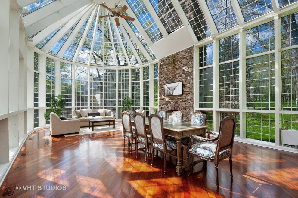 Design ideas for a country conservatory in Chicago.