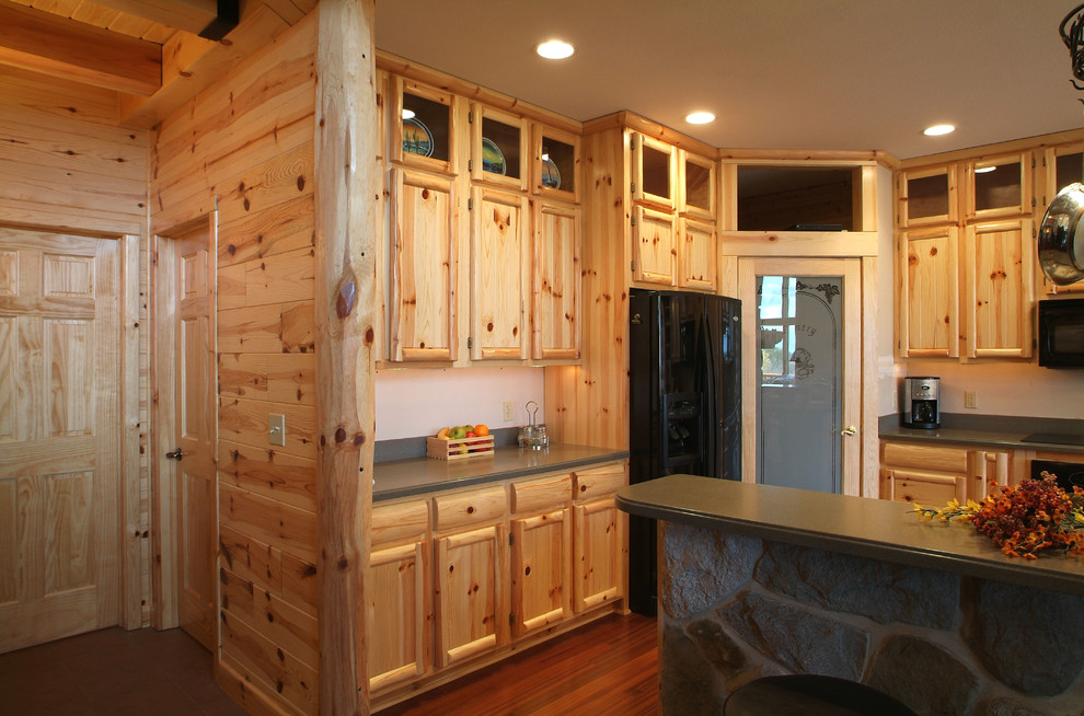 Kitchen - rustic kitchen idea