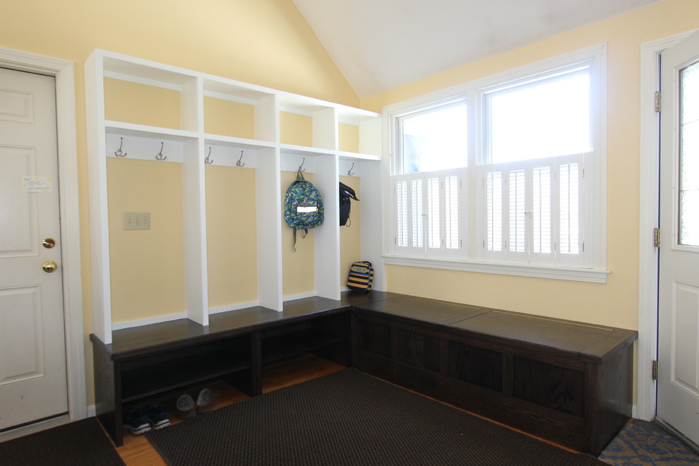 Adding a mudroom in Chelmsford-Project 3435