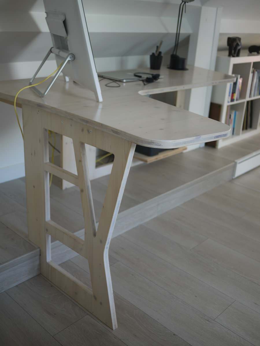 Bureau sur mesure à Montigny