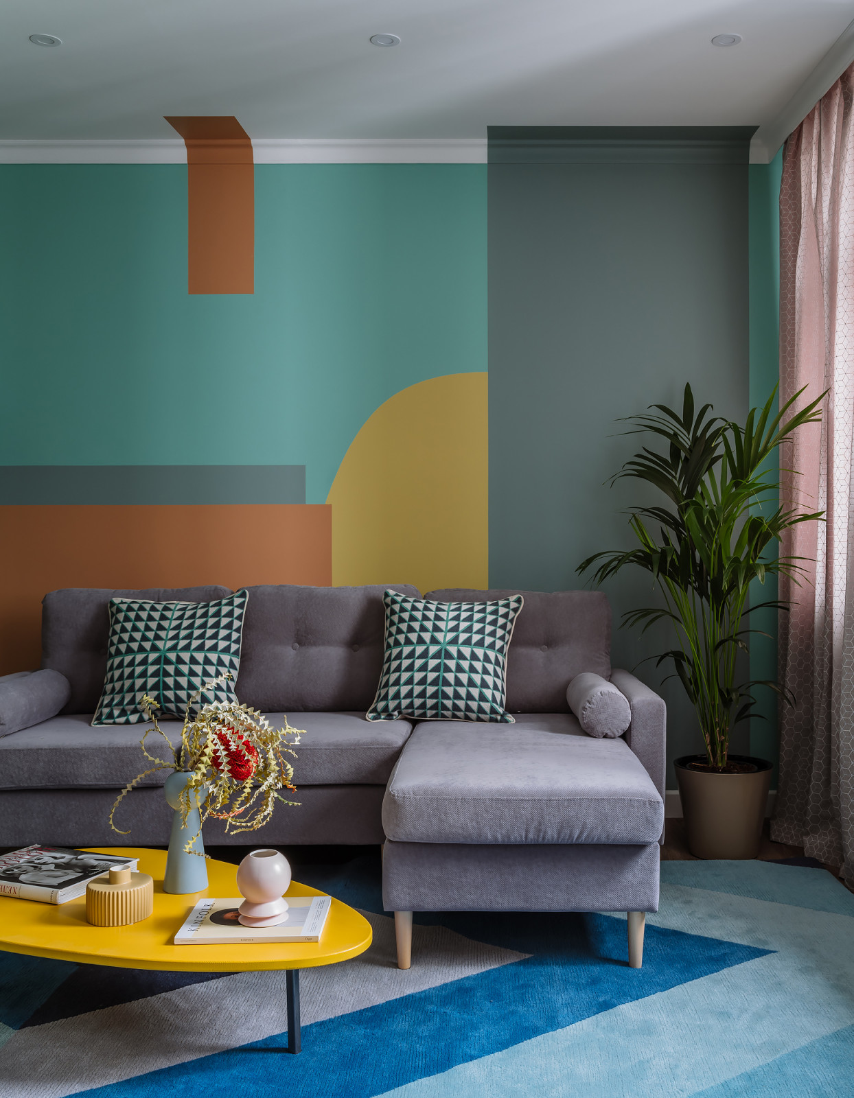 "Немного яркости в скандинавском интерьере"