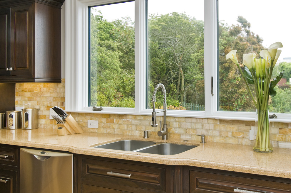 Inspiration for a transitional kitchen remodel in San Francisco