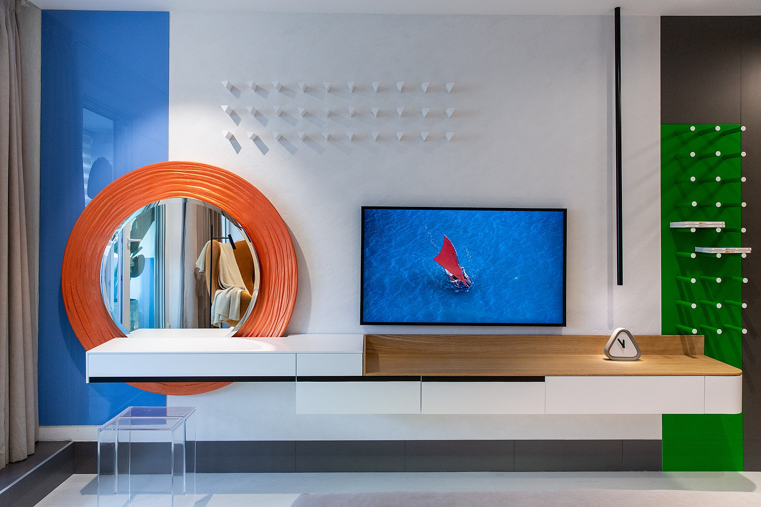 Спальня, где заходит солнце (КВАРТИРНЫЙ ВОПРОС НТВ)