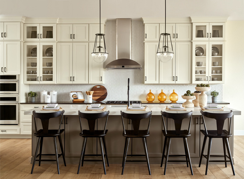 Transitional kitchen photo in Denver