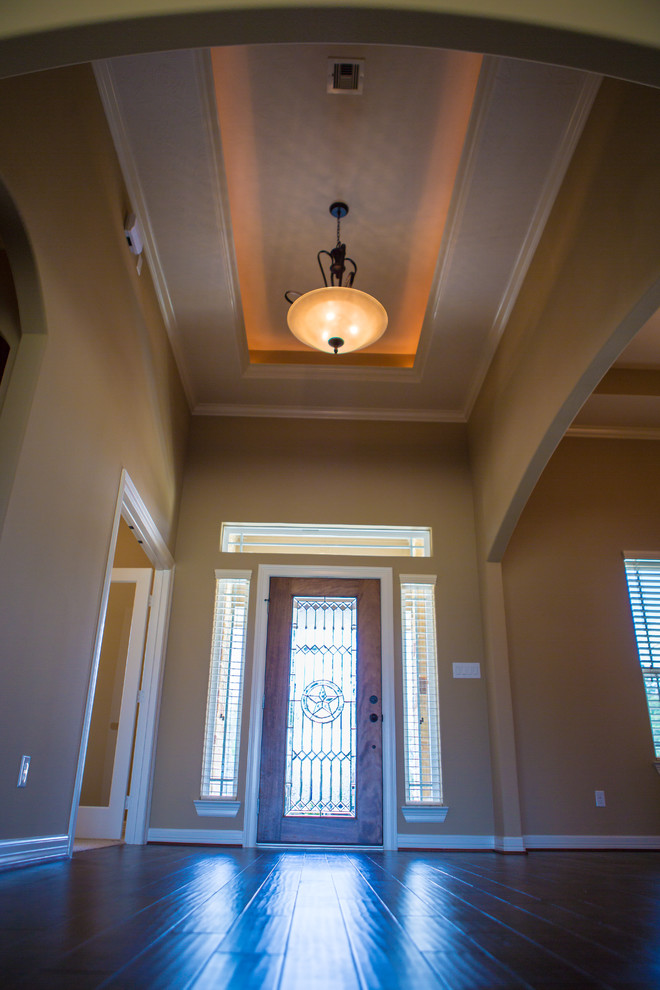 Entryway - rustic entryway idea in Houston