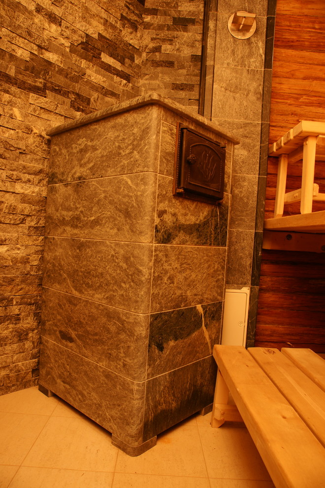 Русская баня с отделкой "Липой с лыком".