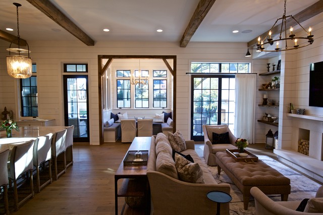 Forest rustic-family-room