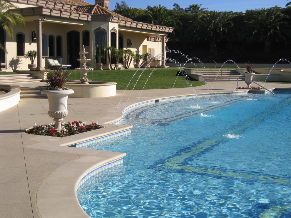Inspiration for a mediterranean pool in San Diego.
