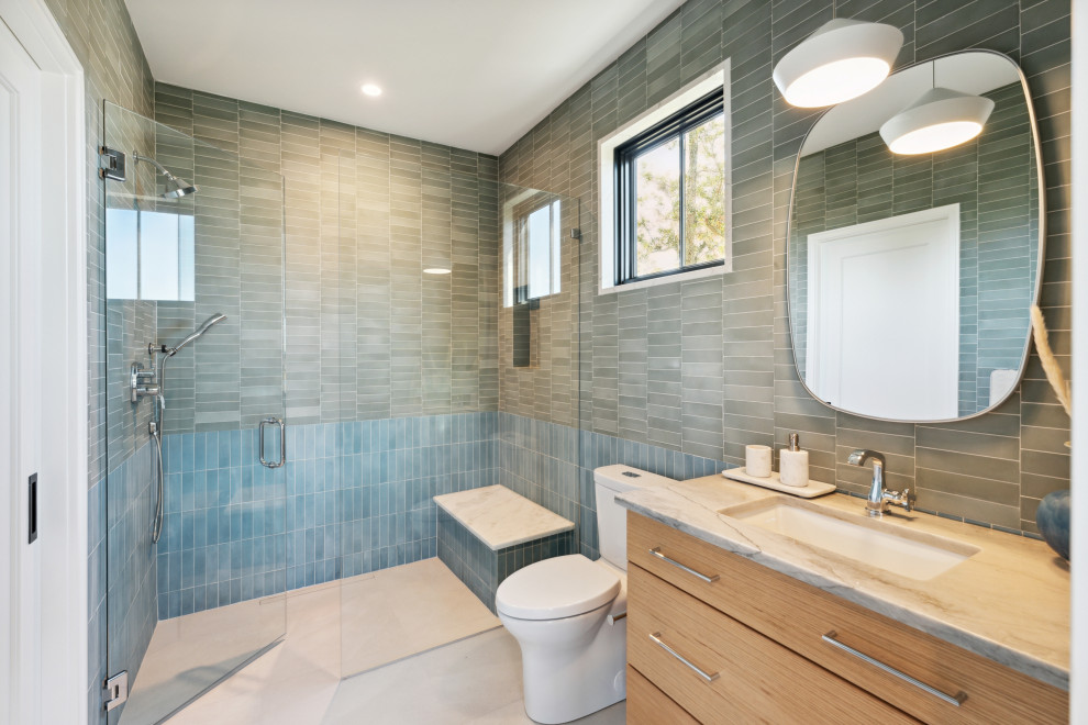 Inspiration for a transitional bathroom remodel in Charleston
