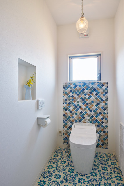 トイレ mediterraneo-bagno-di-servizio