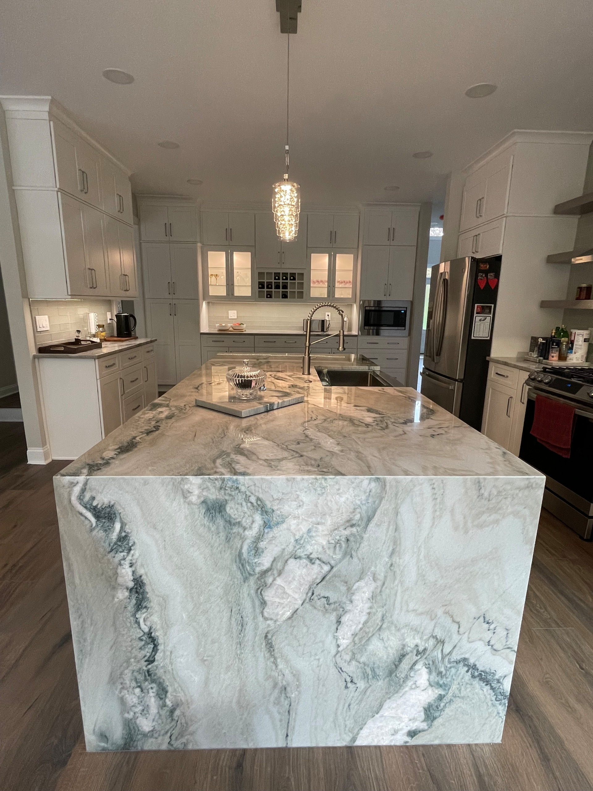 Light and Spacious Kitchen in Holland, PA