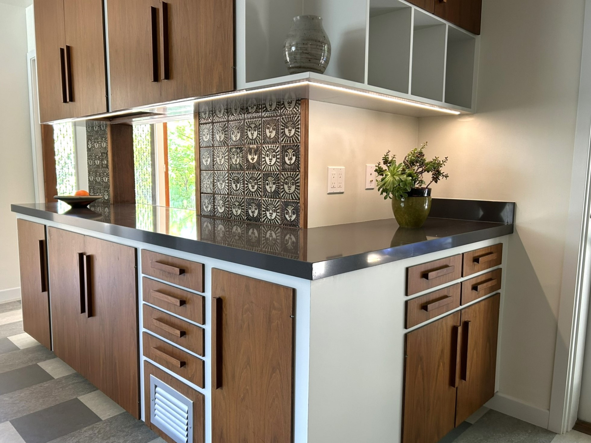 Masterful Mid-Century