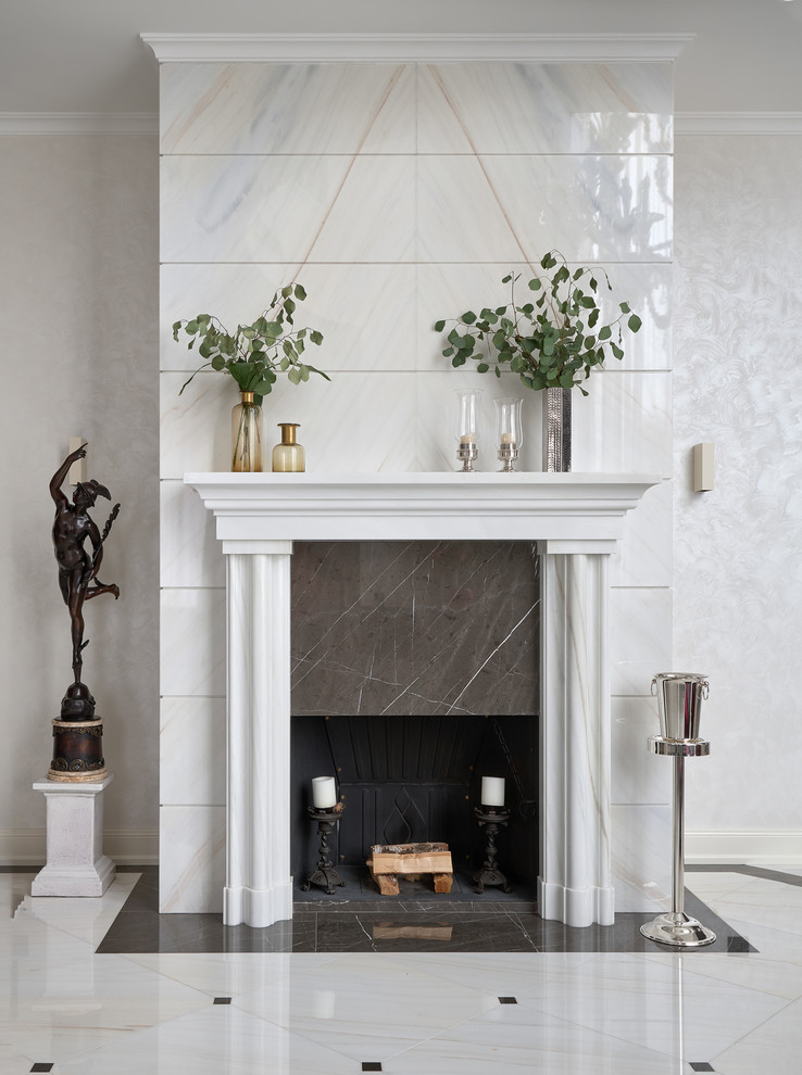 Большой загородный дом